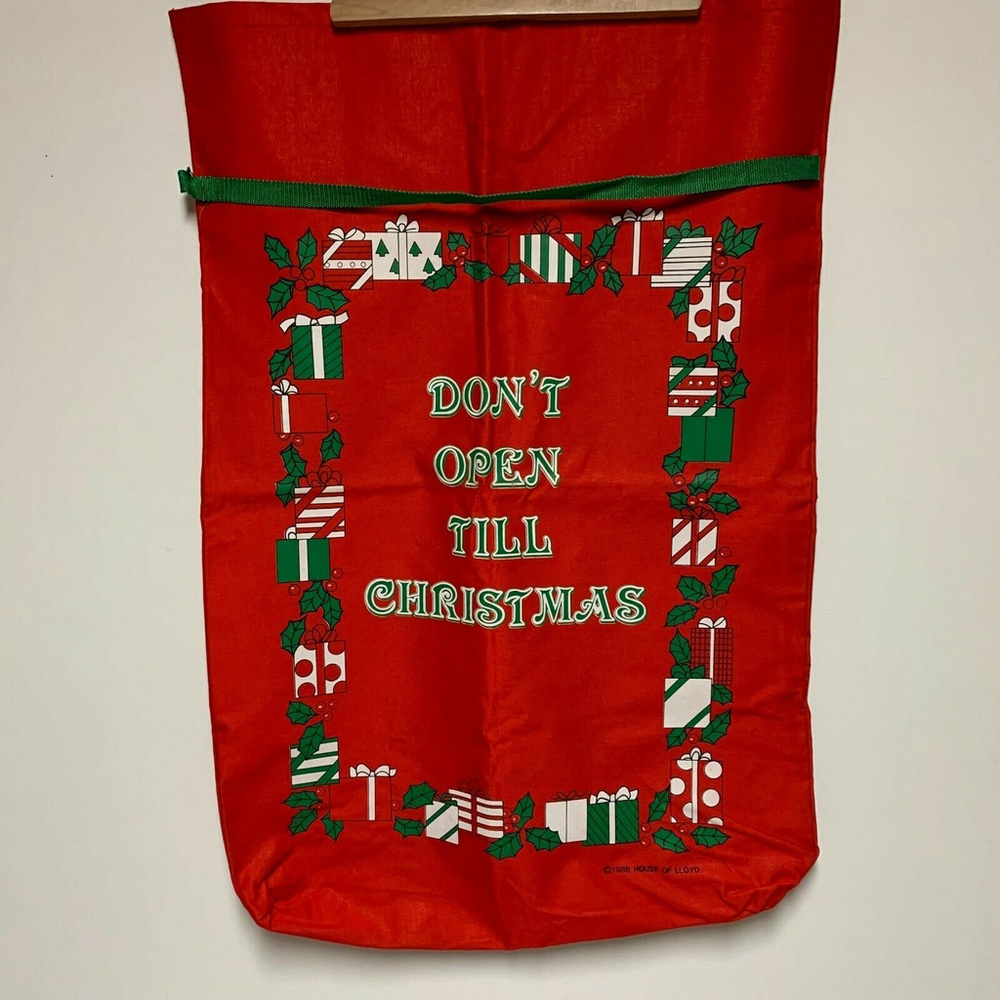 Vintage 1988 House of Lloyd Don't Open Till Christmas Santa Toy Sack Gift